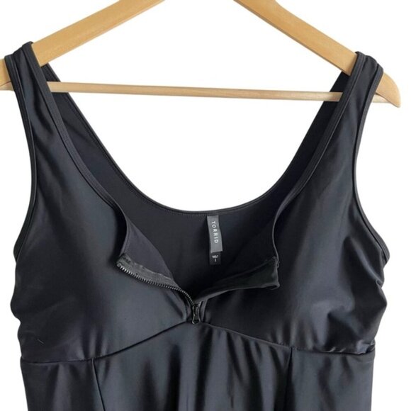 Torrid Zip Front Swim Dress Black Size 1 w/ Shorts UPF 50+ - Picture 8 of 12